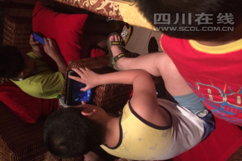 手机带给人们的到底是便利还是危害